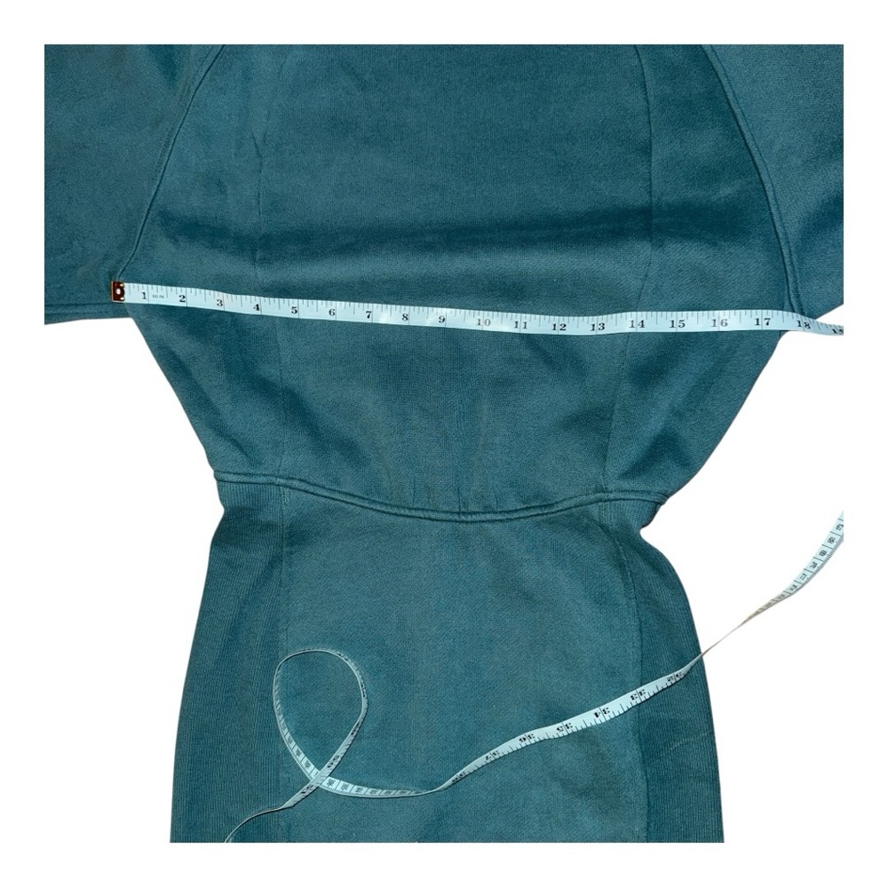Lululemon Scuba Long-Sleeve Dress Green Jasper Size 0 NWT - Picture 5 of 8